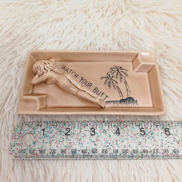 Vintage Novelty Ashtray - Ceramic - Picture 3 of 8